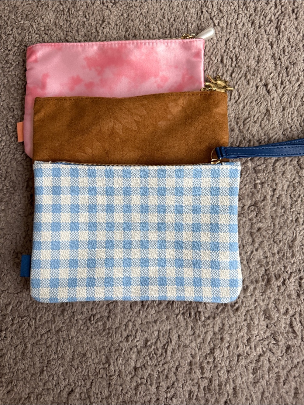 Unbranded Trio of Pink, Brown & Light Blue Women’s Wristlet Pouches